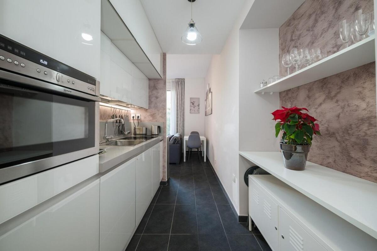Apartament Le Coq Wagner - Parking - Air Conditioning - Pool Mentona Zewnętrze zdjęcie