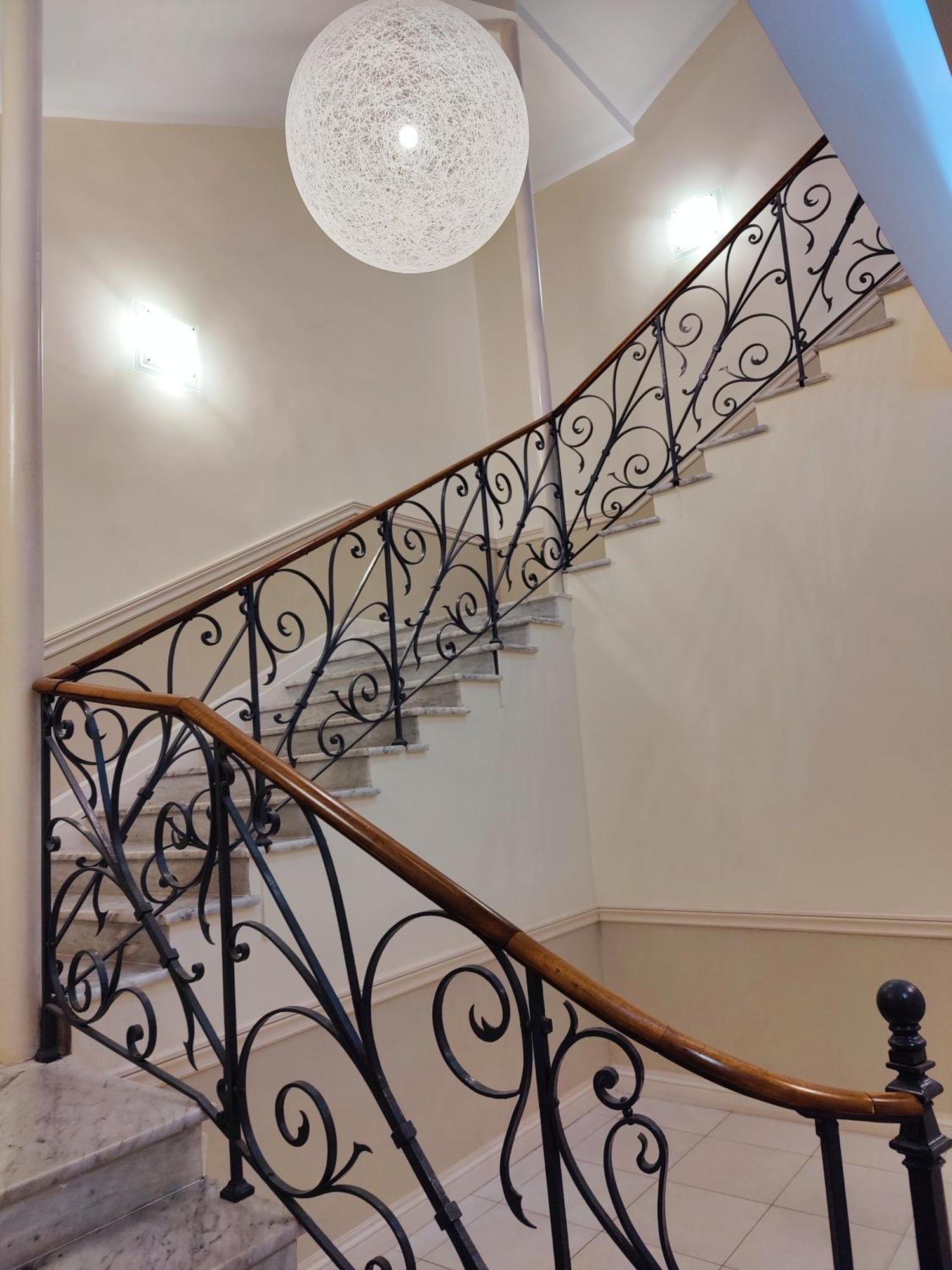 Apartament Le Coq Wagner - Parking - Air Conditioning - Pool Mentona Zewnętrze zdjęcie